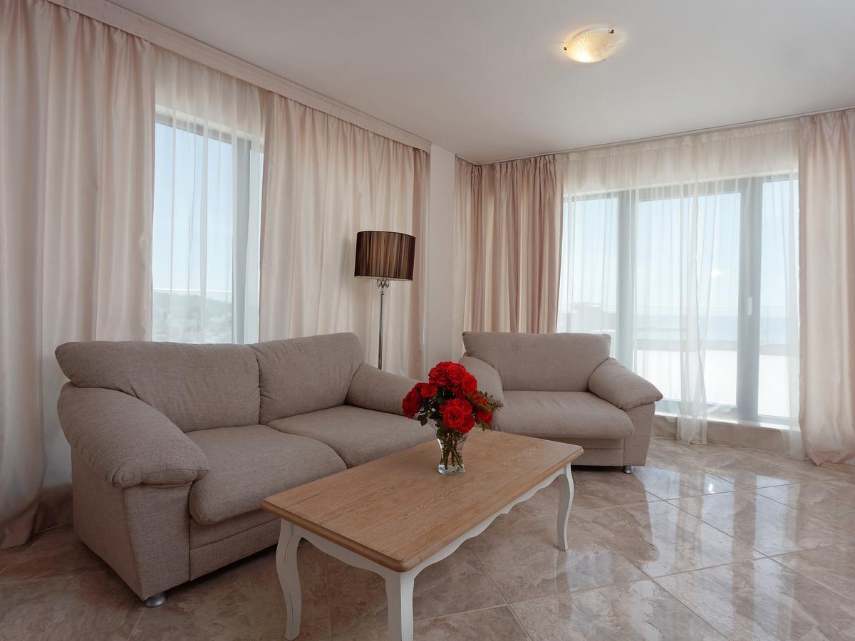 Antik Apartments Balchik Eksteriør billede