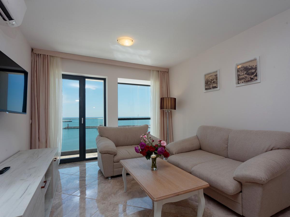 Antik Apartments Balchik Eksteriør billede