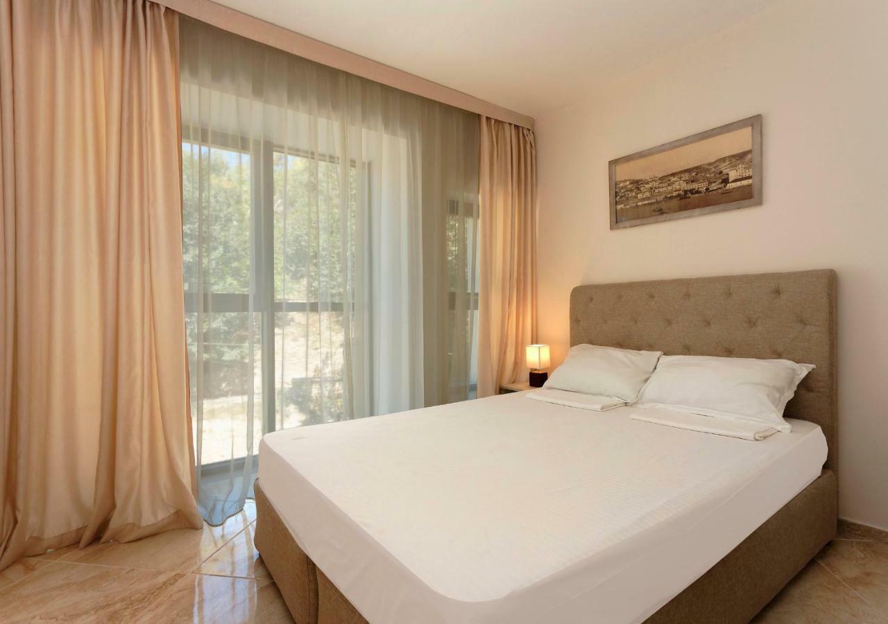 Antik Apartments Balchik Eksteriør billede